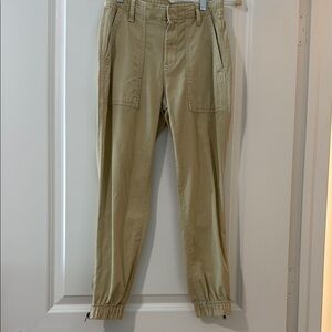 Gap 00P lightweight jogger pants